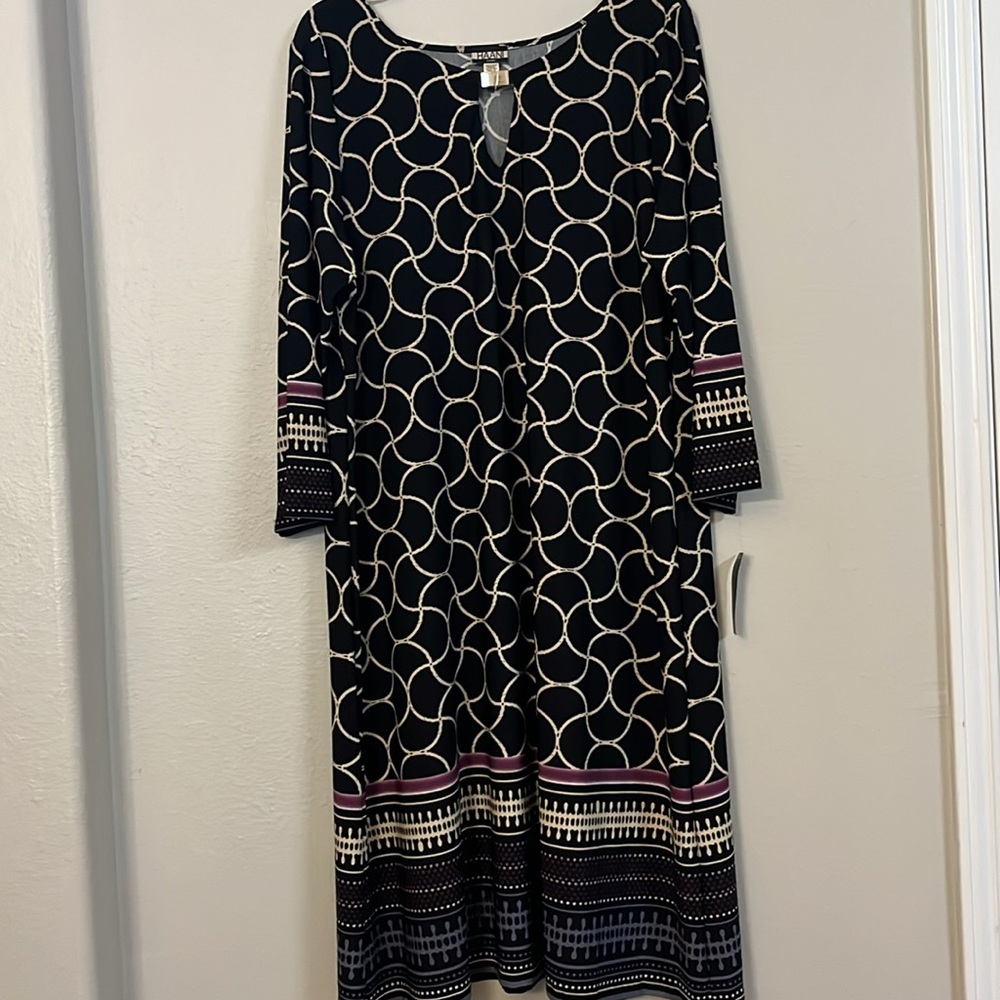 Haani Black and White Sheath Dress with 3/4 Sleeves